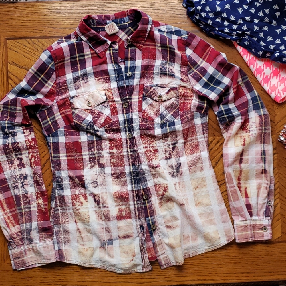 Redesigned Relaxed Perfection Plaid - All In - Picture 6 of 15